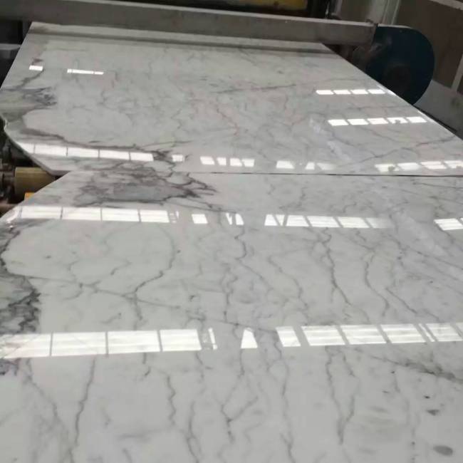 Italy Calacatta white marble tiles